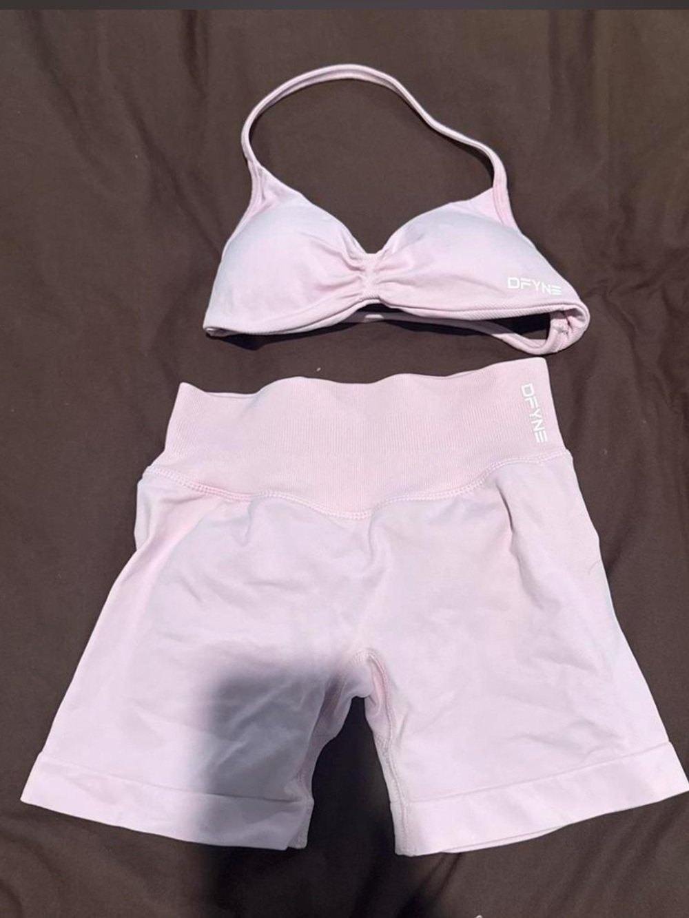Dfyne Set